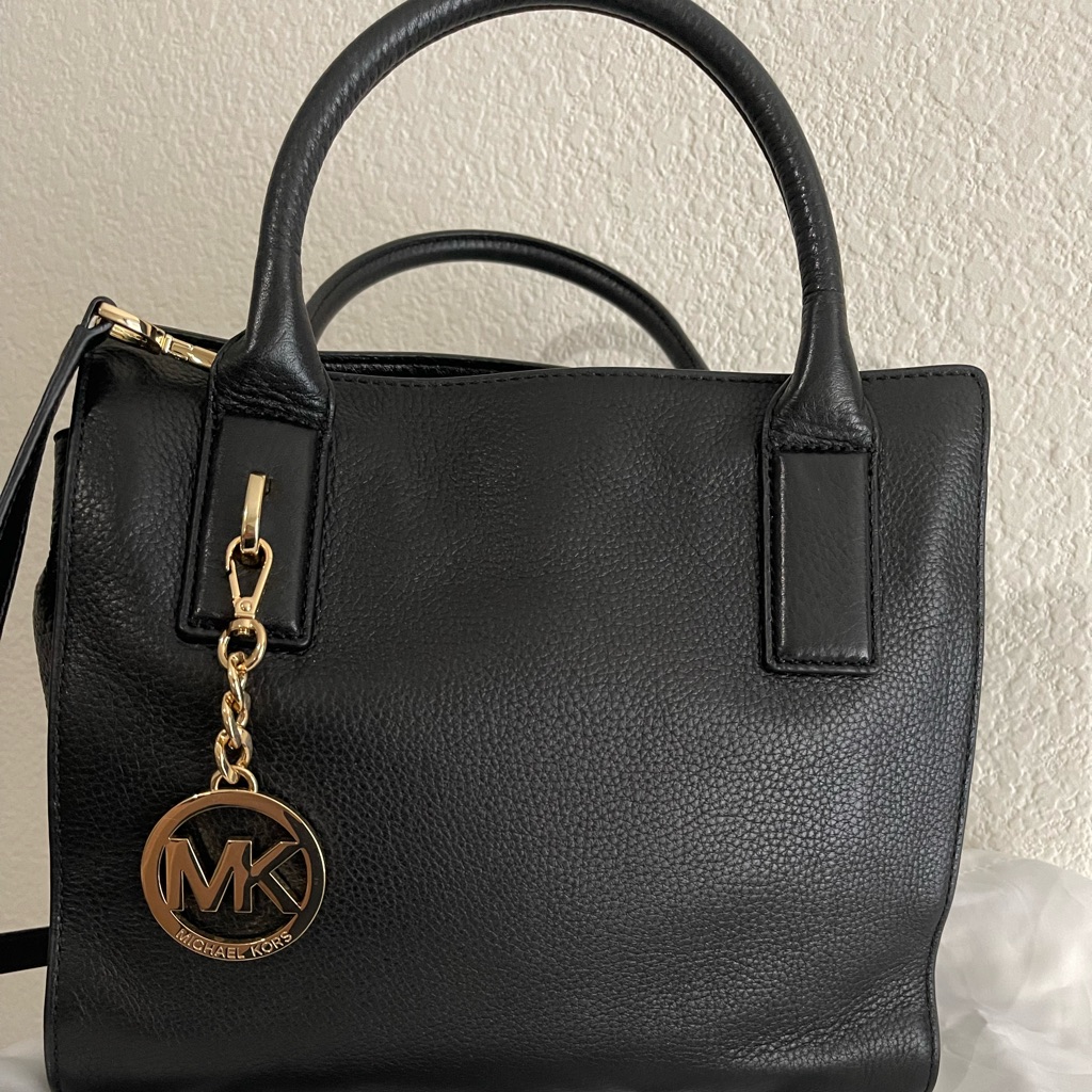 Michael Michael Kors Mckenna 30f5geks2l Black Md Satchel Leather